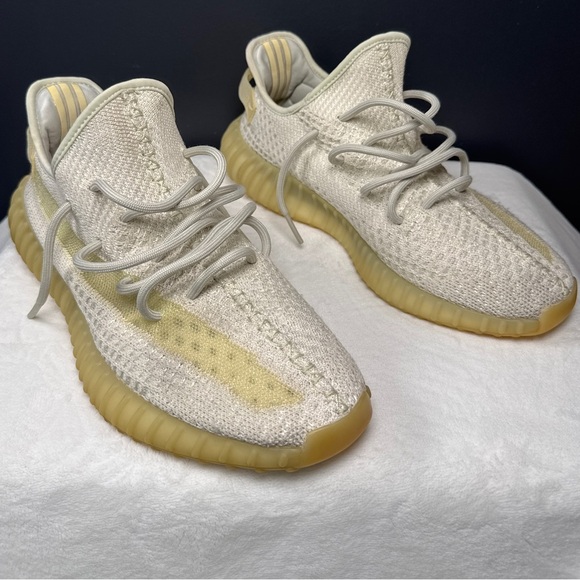 Yeezy Boost 350 V2 'Light' – Size 10.5M – UV Color Shift Reflective! - Picture 3 of 11